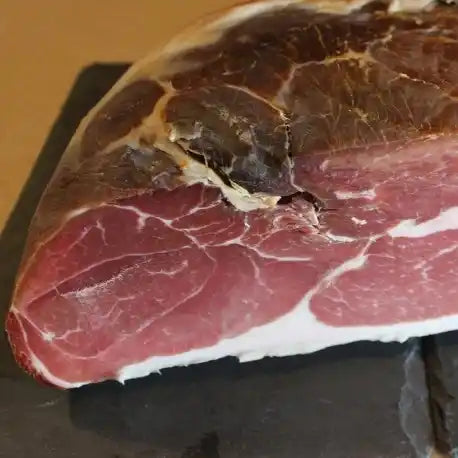 Cru, cuit, sec…Tout, savoir sur le jambon ! 🐖