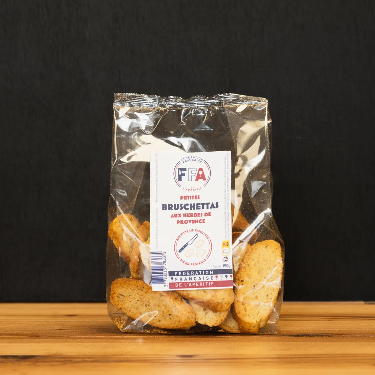 Petites bruschettas FFA aux herbes de Provence, biscuits apéritifs artisanaux fabriqués en Provence.