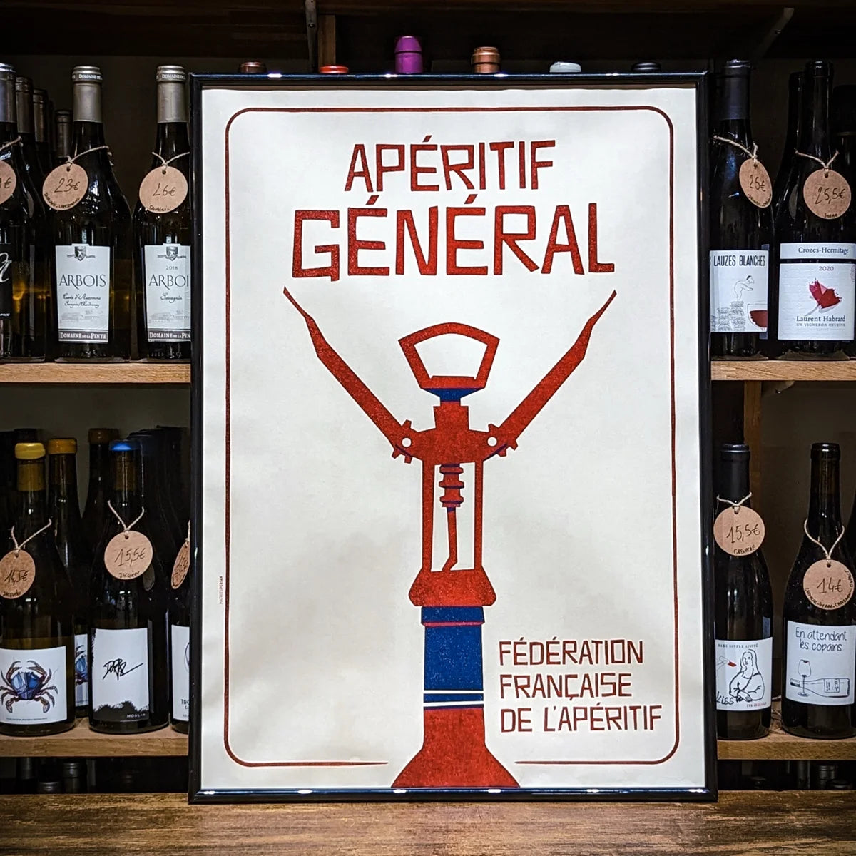 Affiche officielle FFA Apéritif Général – illustration rétro humoristique inspirée du général de Gaulle et de l’art de l’apéro français.