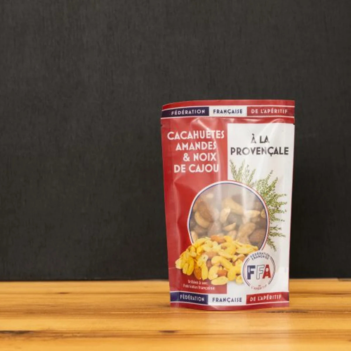 Mélange apéritif FFA de cacahuètes, amandes et noix de cajou à la provençale, grillées à sec et fabriquées en France